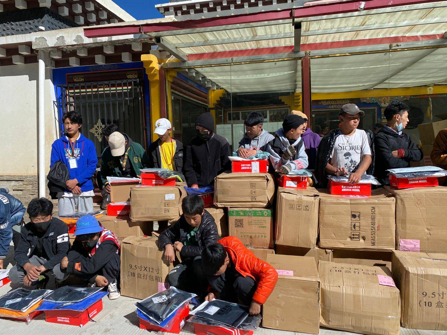 杭州俊赫智能建筑有限公司公益回顾丨家国同欢月同圆 温暖满载甘孜州(图7)