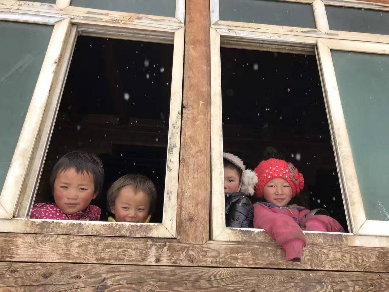 杭州俊赫智能建筑有限公司公益回顾丨家国同欢月同圆 温暖满载甘孜州(图9)