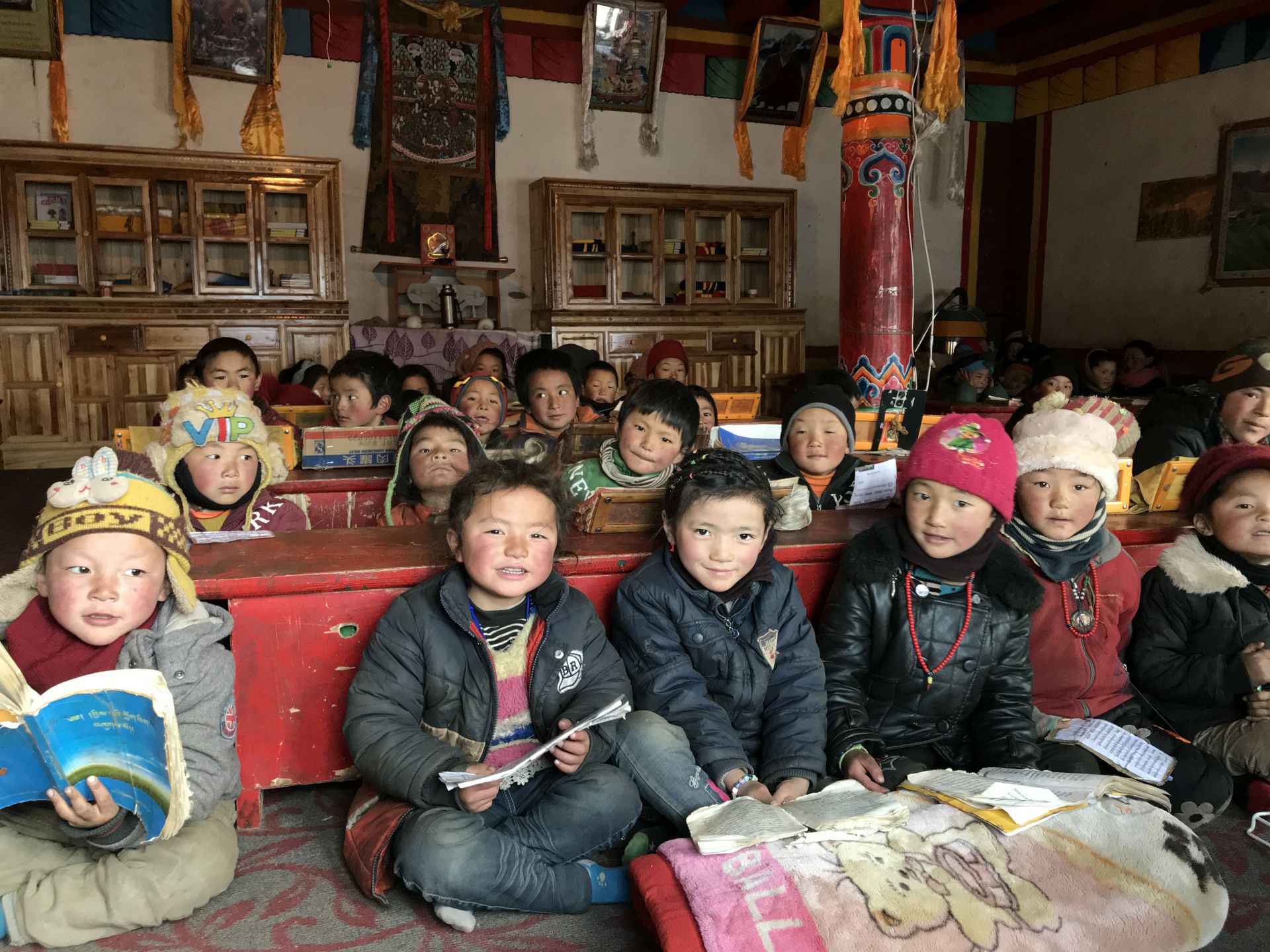 杭州俊赫智能建筑有限公司公益回顾丨家国同欢月同圆 温暖满载甘孜州(图11)